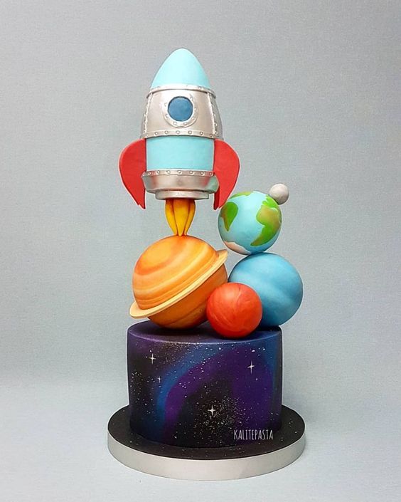 astronaut themed birthday cake ideas 8
