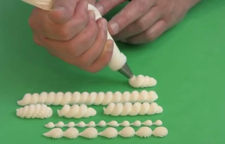 Border Basics for Royal Icing