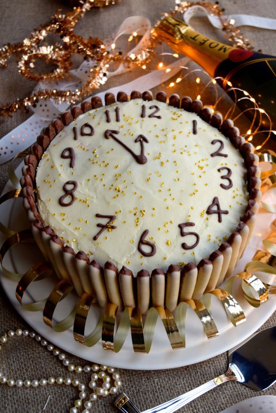 simple new year's eve cake ideas