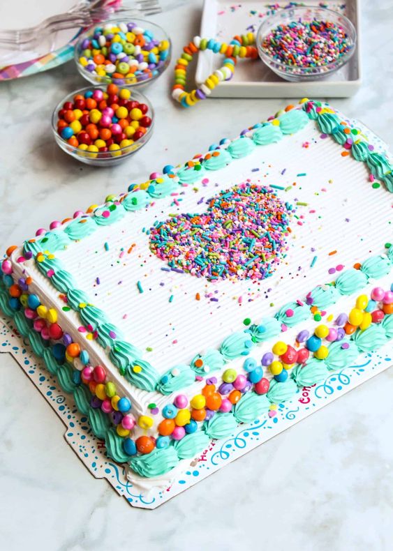 cakes inspired by the 80s and 90s simple