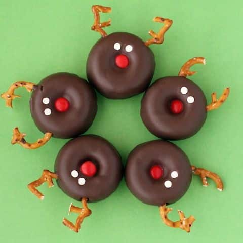 donuts decorated for christmas 10