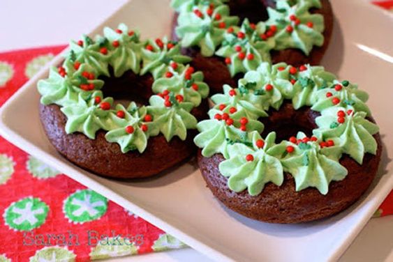 donuts decorated for christmas 7