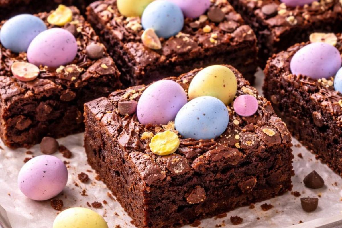 Easter Chocolate Mini Egg Brownies %title % easter chocolate mini egg brownies