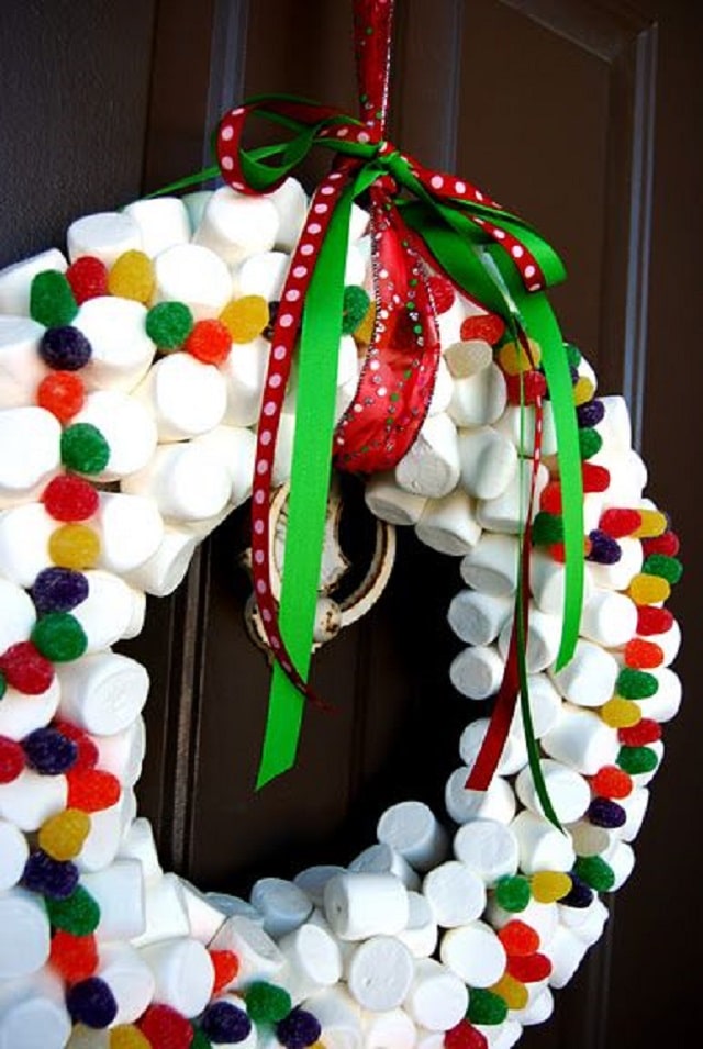 easy ideas to make a candy wreath 11