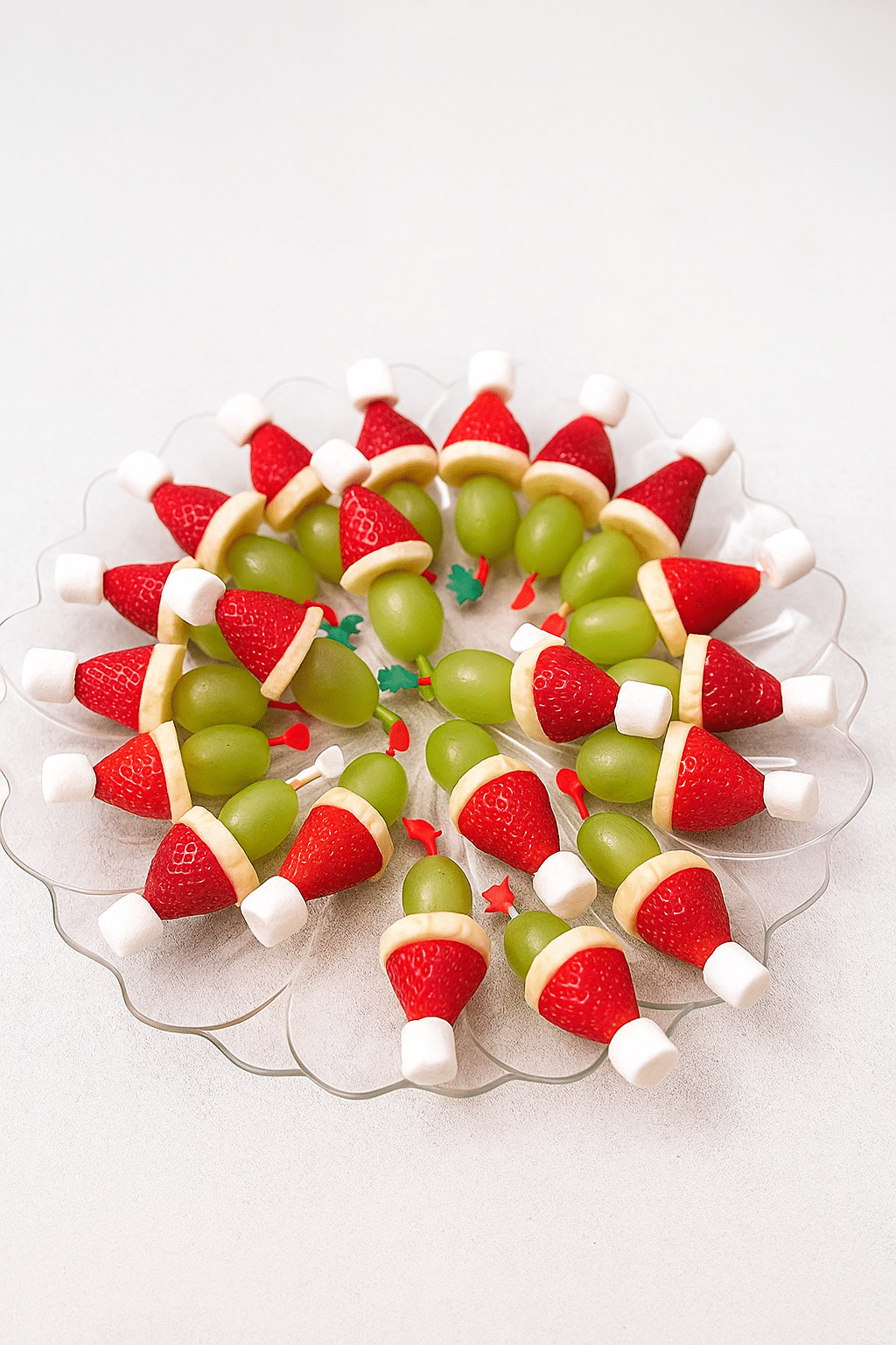 Fruit Platter for Christmas: A Festive Centerpiece Bursting with Color and Flavor %title % fruit platter for christmas a festive centerpiece 5