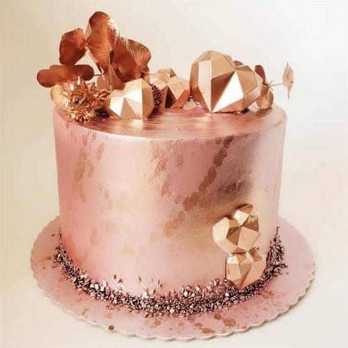 girly modern cake inspirations 5