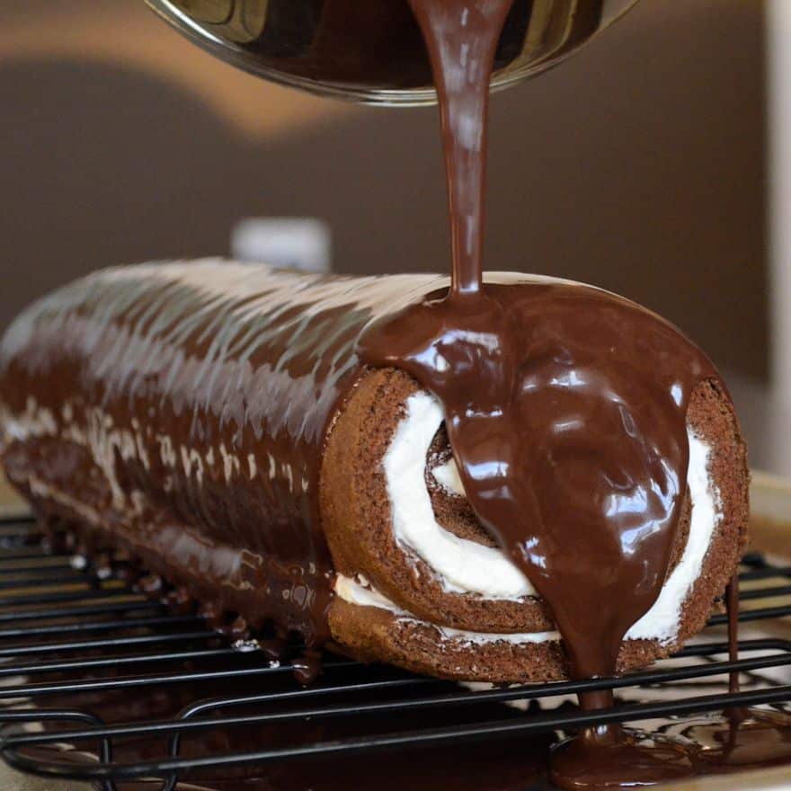 hot chocolate cake roll