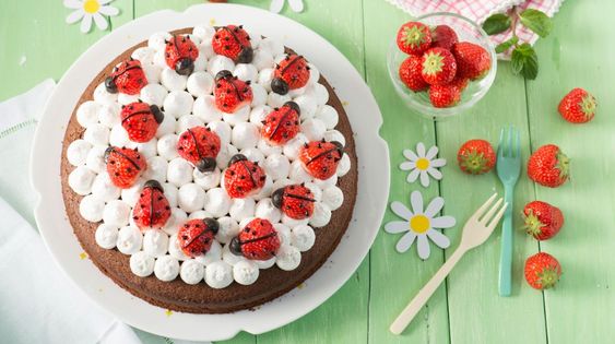 ladybug cake and candy ideas 7