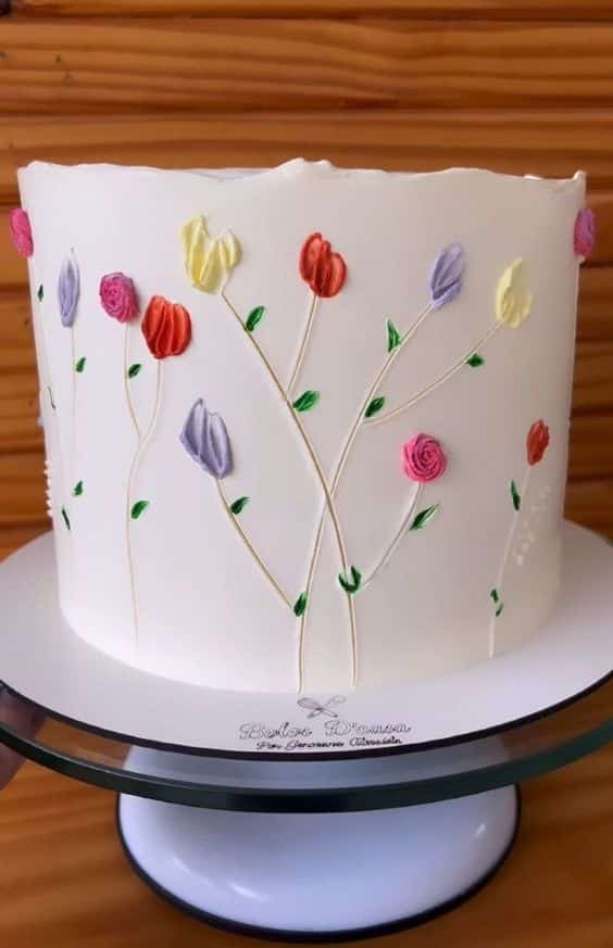 minimalist cakes decorated with buttercream 14
