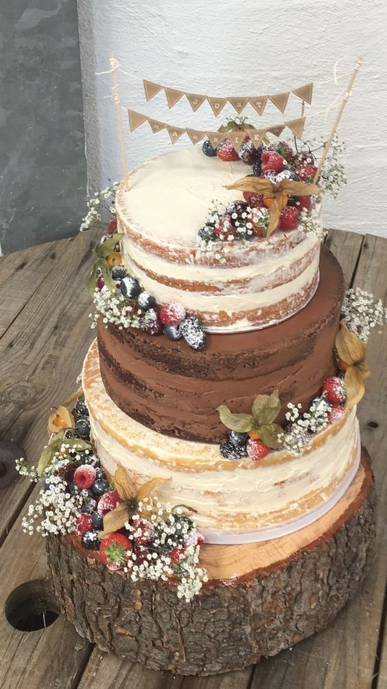 rustic wedding cake 2