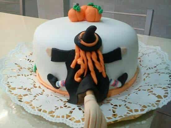 scary witch cakes for halloween 9