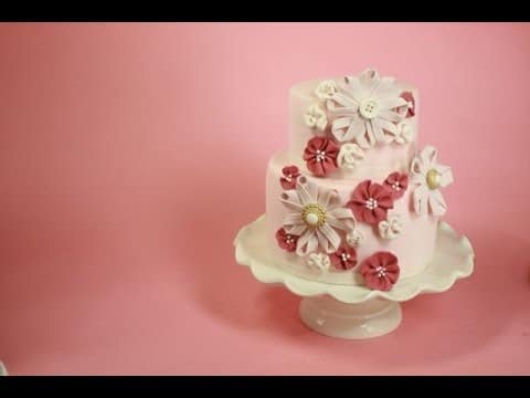 sugar ribbon flower cake