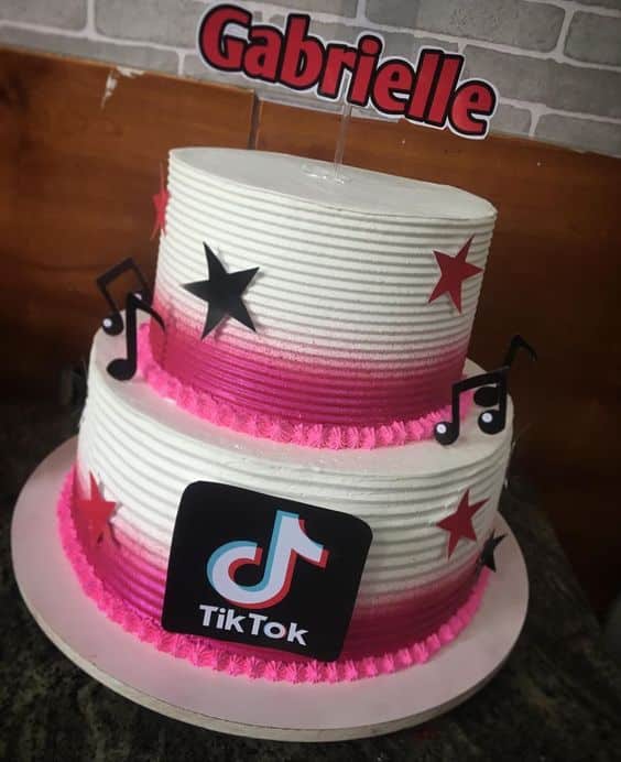 20+ Tik Tok Cake Ideas