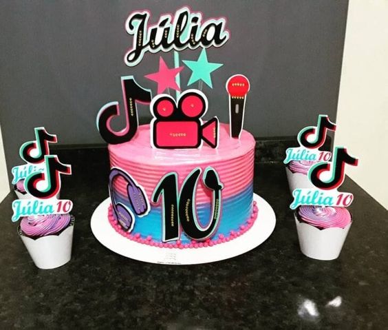 tik tok cake ideas for boys