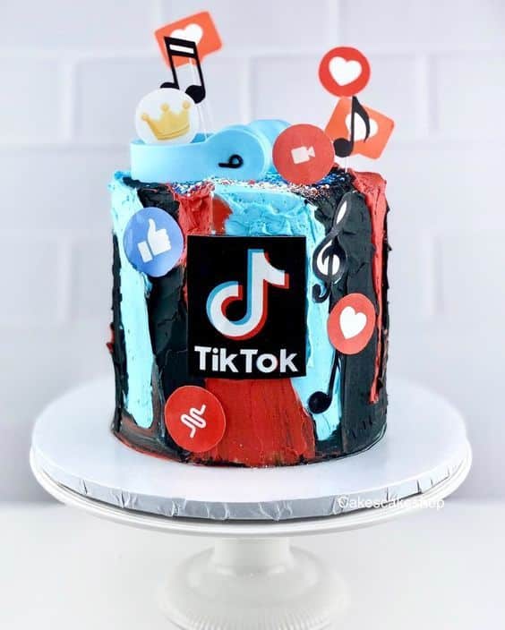 tictoc cake