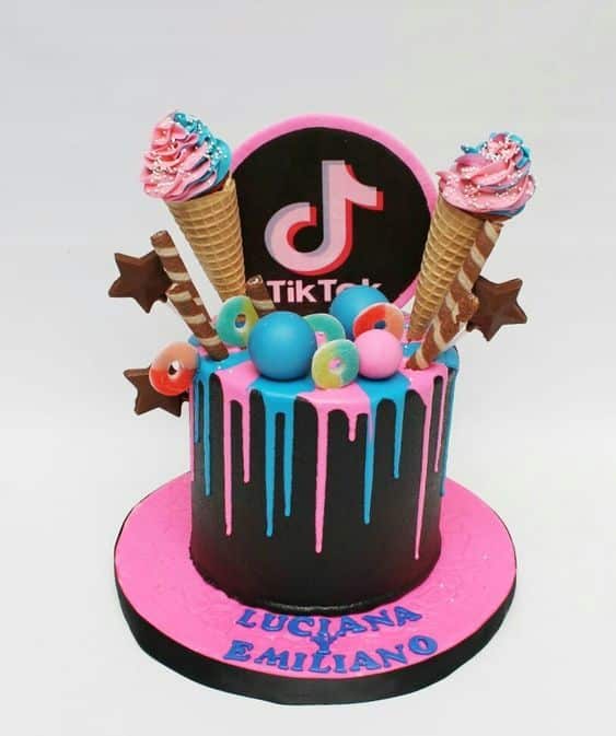 20+ Tik Tok Cake Ideas