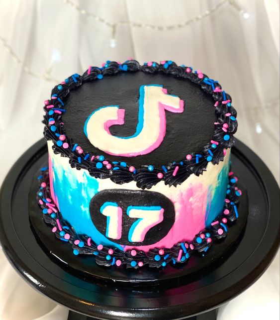 tik tok cakes