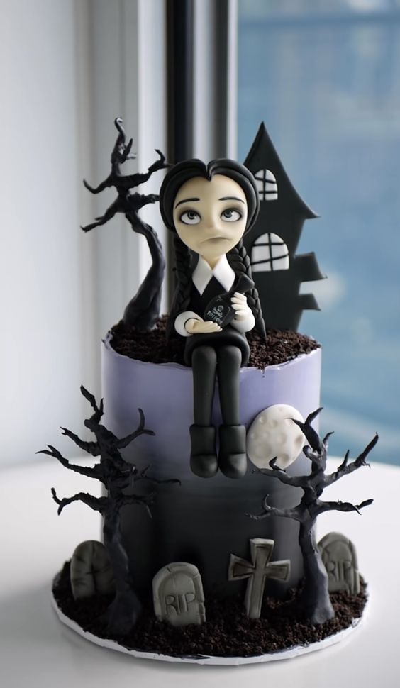 inspiring-wednesday-themed-cake-ideas