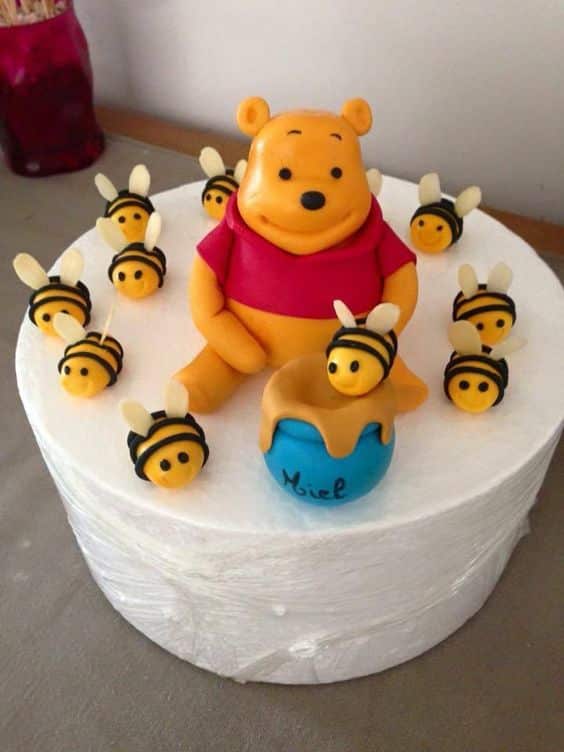 winnie the pooh birthday cake 10